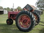 Farmall-H.JPG